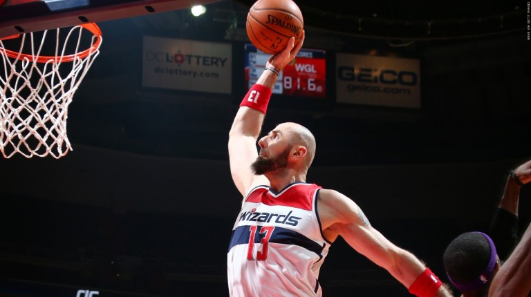 NBA: Wizards nie zwalniają tempa, kolejna podwójna zdobycz Gortata! [WIDEO]