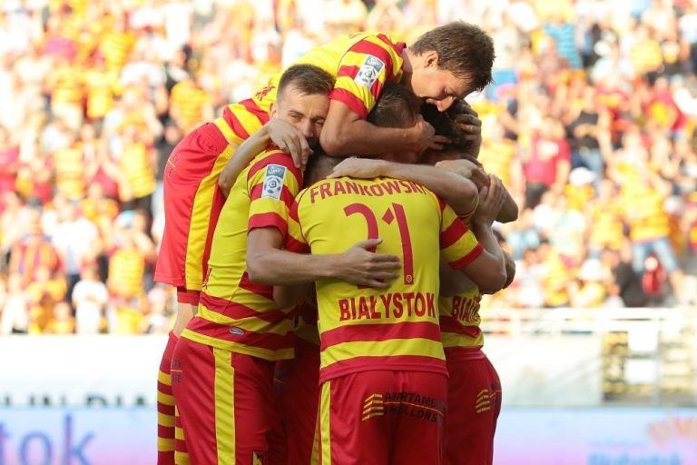 Świetny mecz w Krakowie! Jagiellonia wygrywa w delegacji