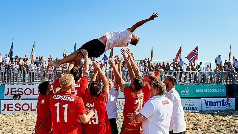 Beach Soccer: FENOMENALNI Polacy najlepszą drużyną turnieju!