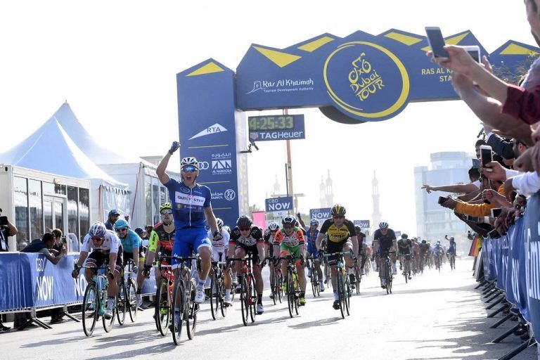 Dubai Tour: Lider znów pokonuje wszystkich w sprincie