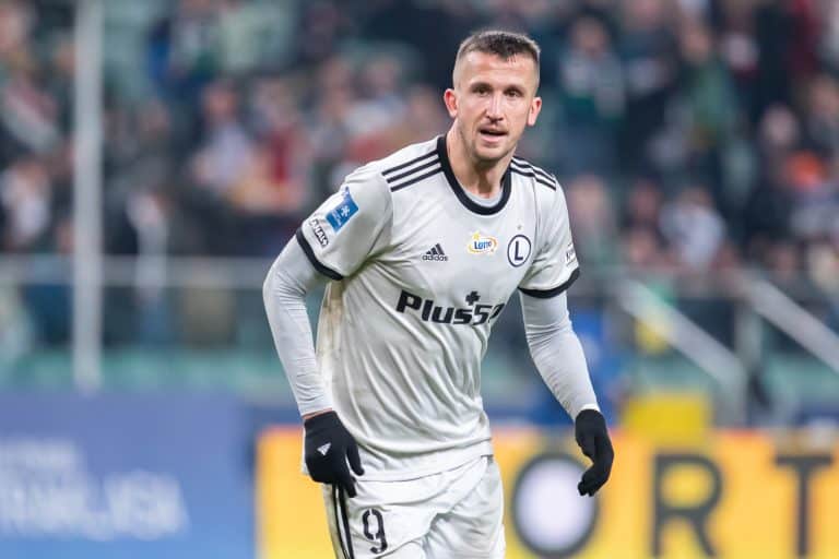 Odchodzi gwiazdor Legii Warszawa. Może jednak zostać w Ekstraklasie