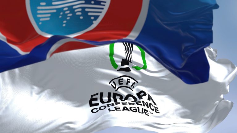 Lech Poznań w czwartym koszyku. Kiedy losowanie grup Ligi Konferencji?