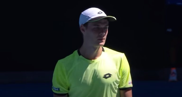 Majchrzak w ćwierćfinale w Sofii! Pokonał turniejową „ósemkę”