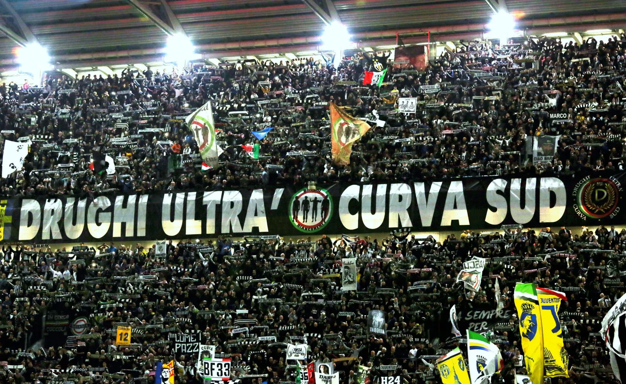 Mafia Calcio - Drughi to największa grupa kibicowska Juventusu
