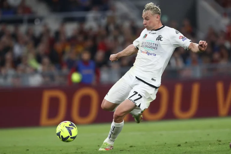 Spezia – Hellas Verona: Zakłady Bukmacherskie i Typy (11.06). Piątka Polaków walczy o utrzymanie w Serie A