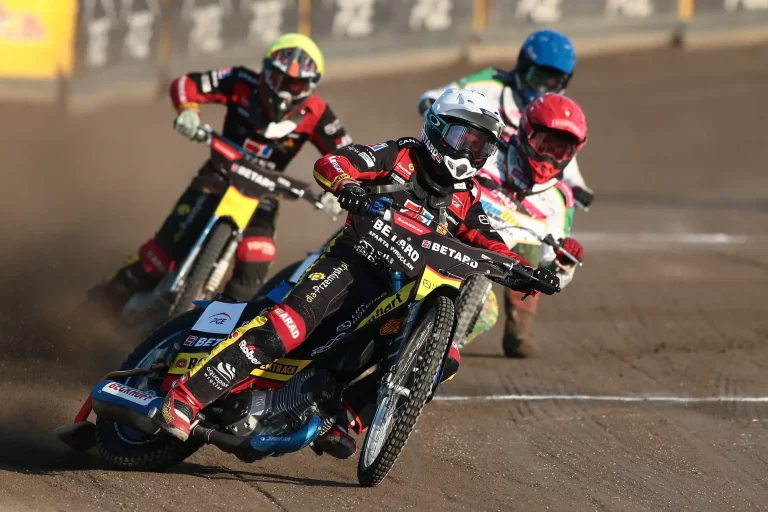 Speedway PGE Ekstraliga. Ciekawe starcia w przedostatniej rundzie sezonu (21-23.07): Gdzie oglądać?