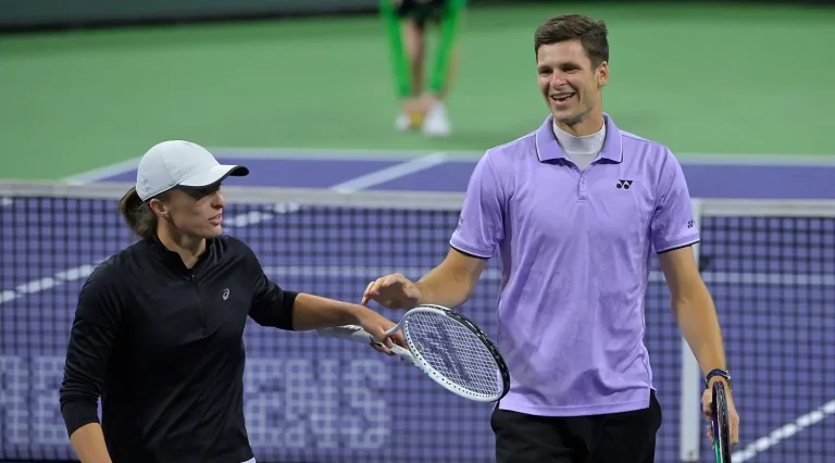 Iga Świątek i Hubert Hurkacz zagrają w World Tennis League 2023