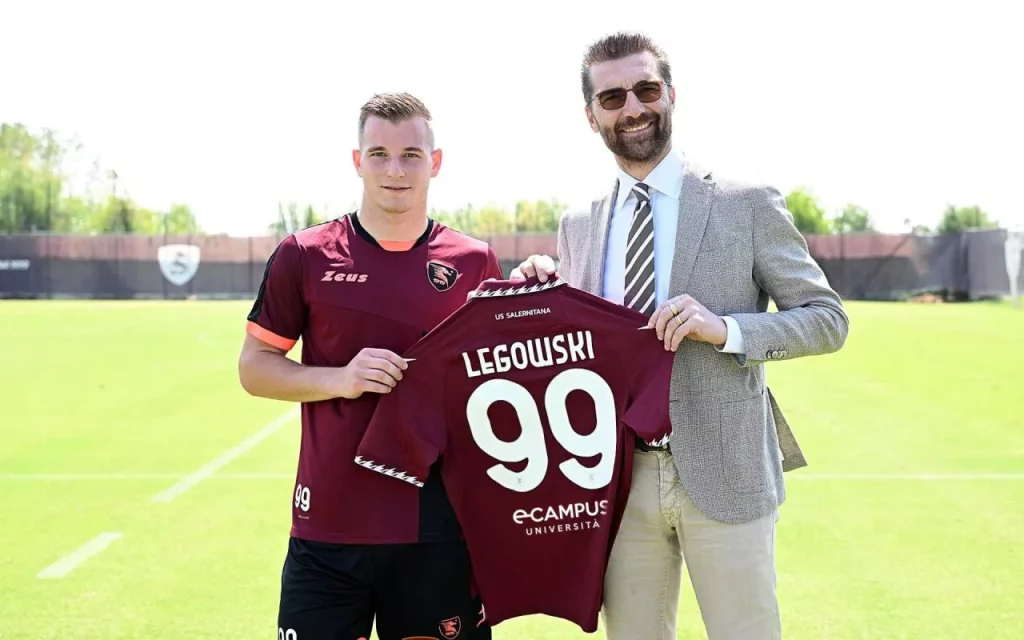 Łęgowski, Salernitana