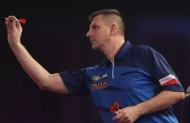 Wielki sukces Krzysztofa Ratajskiego. Polak wygrał German Darts Open