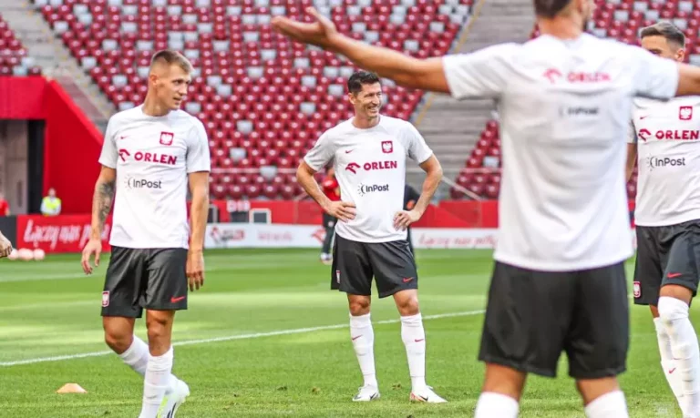 Przewidywany skład na Polska – Wyspy Owcze. Santos rzuci wszystko co najlepsze?