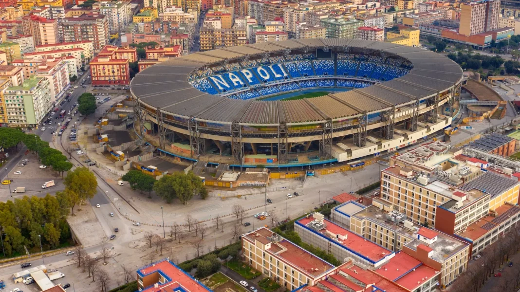 Stadion Diego Armando Maradony, Neapol