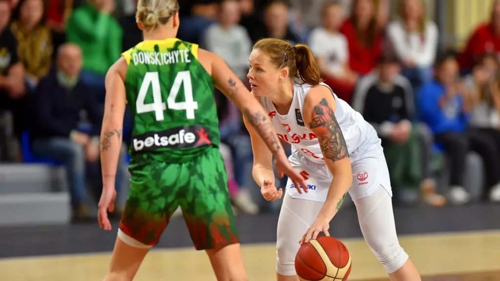 Polska - Litwa w meczu koszykówki kobiet