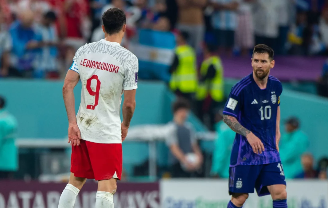 Messi i Lewandowski podczas meczu Polska - Argentyna