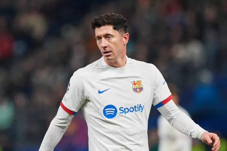 Jednak zmiana! Lewandowski poleci do Belgii na mecz LM