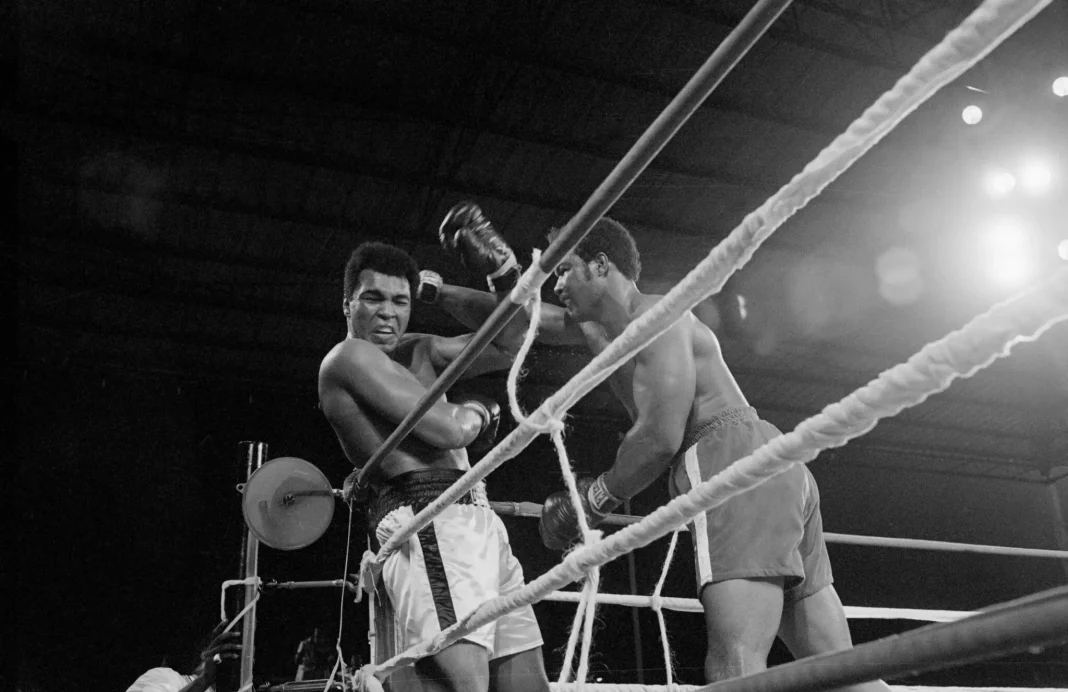 Muhammad Ali oraz George Foreman podczas walki