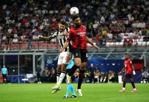 Bruno Guimaraes i Ruben Loftus-Cheek w meczu Milan-Newcastle