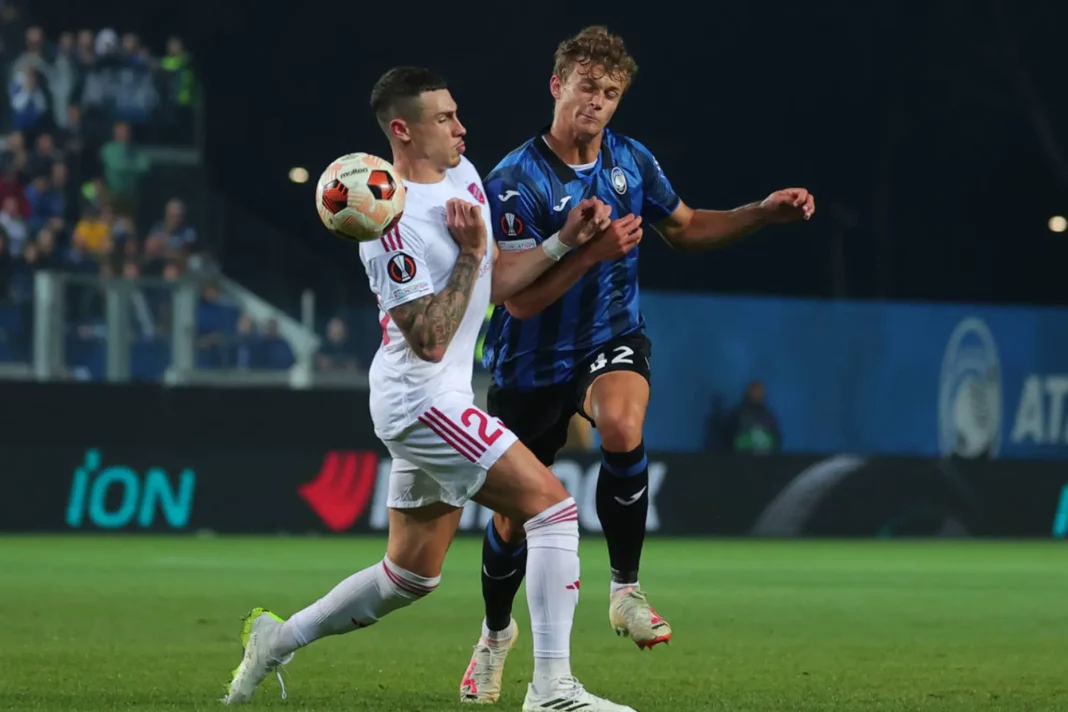 Bogdan Racovitan podczas meczu Atalanta Bergamo - Raków Częstochowa