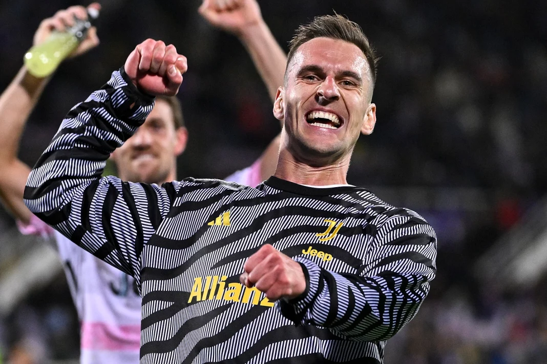 Arkadiusz Milik cieszy się z wygranej w barwach Juventusu