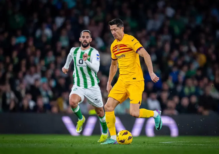 Xavi o zmianie Lewandowskiego w 63. minucie: Nadal będzie ważny