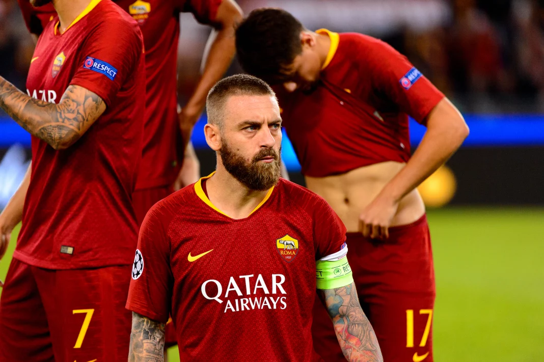 Daniele De Rossi jako kapitan AS Romy w ostatnim sezonie