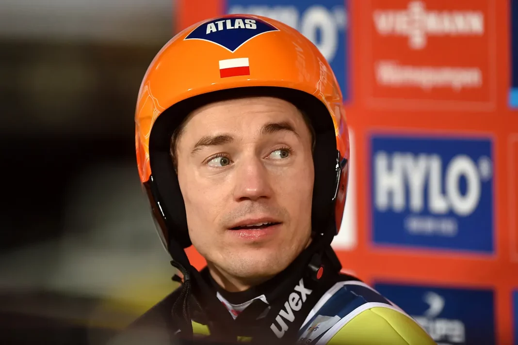 Kamil Stoch podczas Pucharu Świata w skokach narciarskich