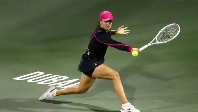 Iga Świątek podczas WTA w Dubaju